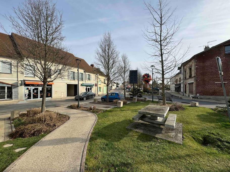 Appart Cosy 5Min Roissy Cdg Ле Мени-Амело Екстериор снимка